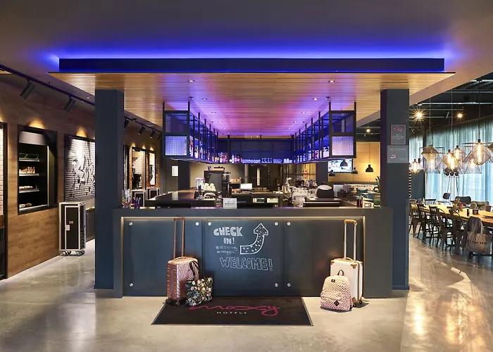 Hotel Moxy Paris Charles De Gaulle Airport Roissy-en-France